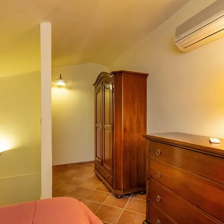 Erba Di Campo Apartment