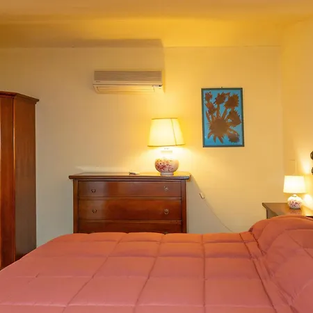 Erba Di Campo Apartment