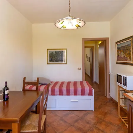 Erba Di Campo Apartment *