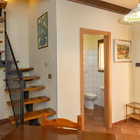 Erba Di Campo Apartment *