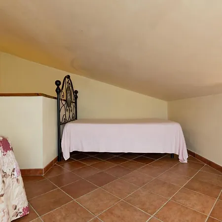Erba Di Campo Apartment *